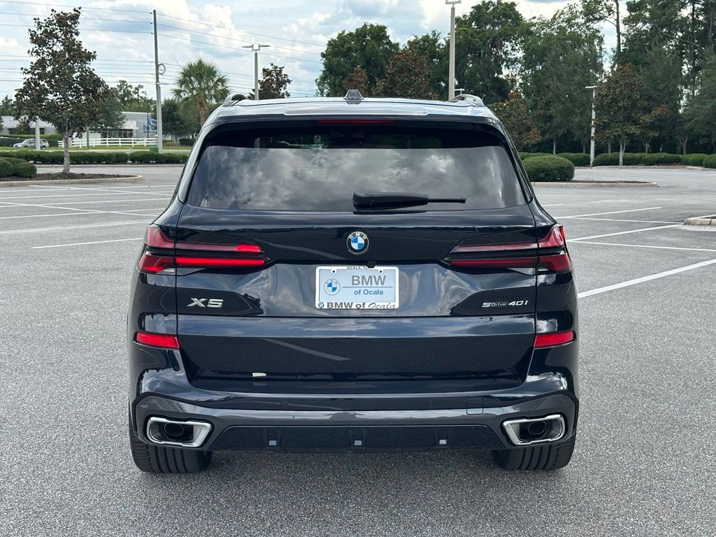 New 2026 Black BMW sDrive40i image 4