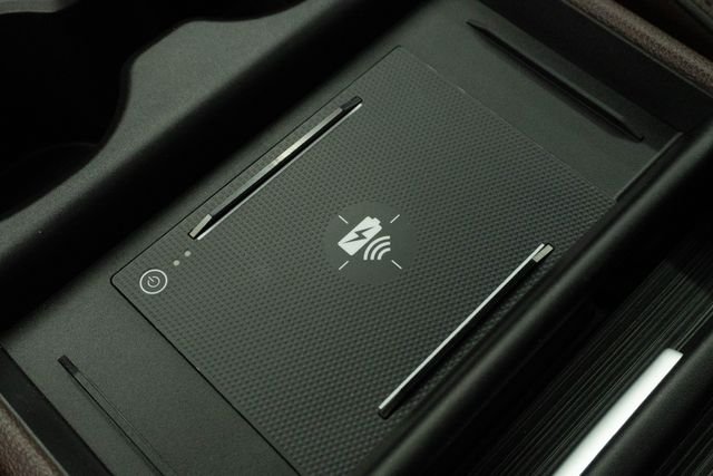 Used 2025 White Honda Touring image 26