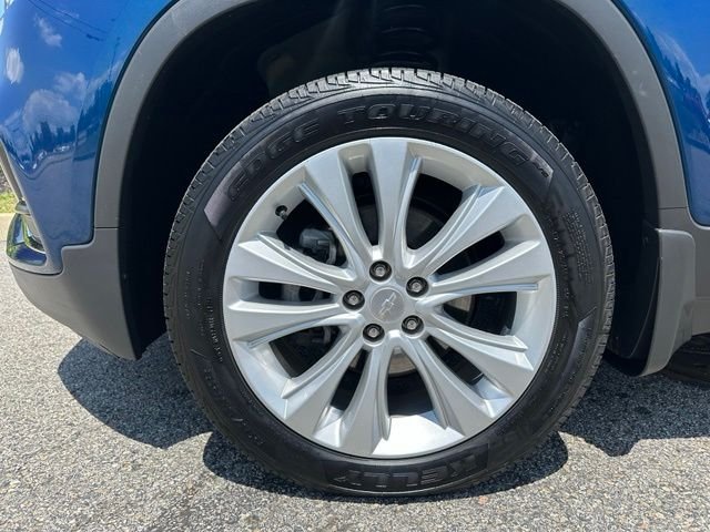Used 2019 Blue Chevrolet Premier image 9