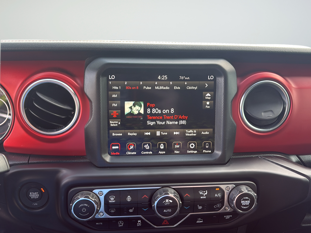 Used 2021 Red Jeep Unlimited Rubicon image 12