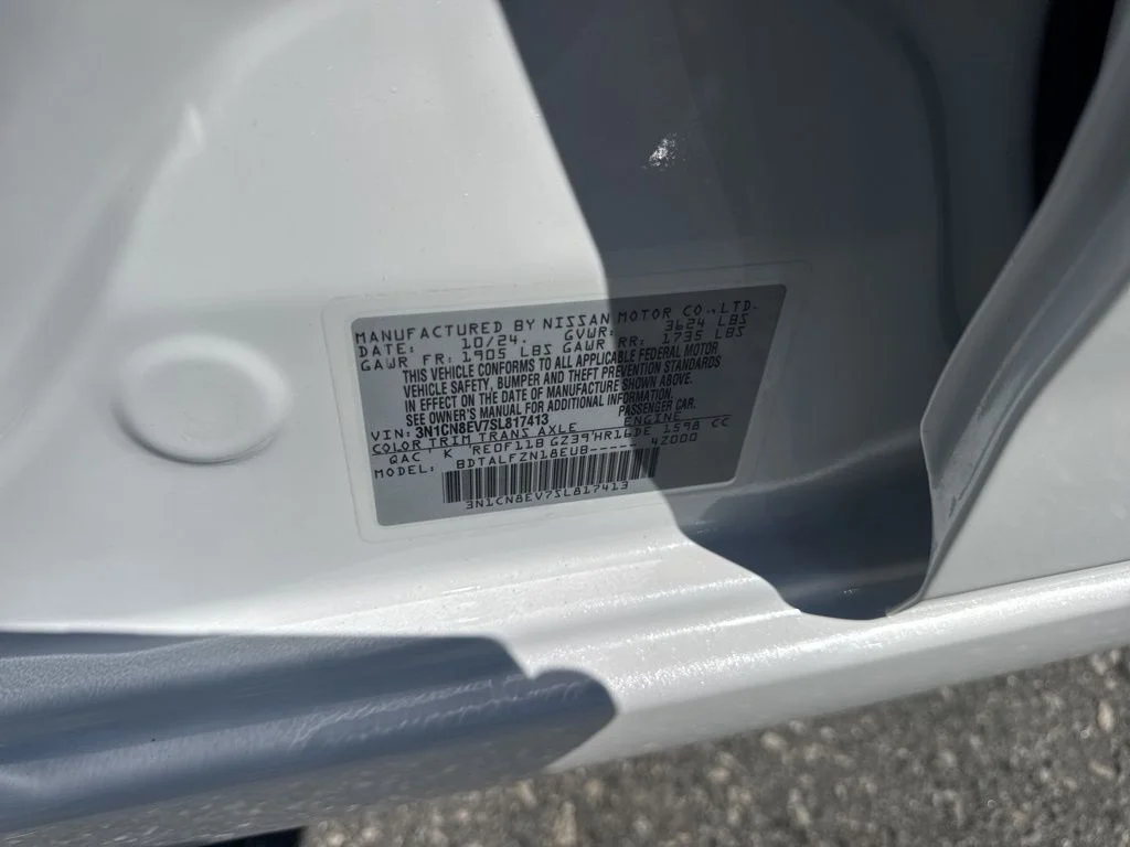 Used 2025 White Nissan 1.6 SV image 31