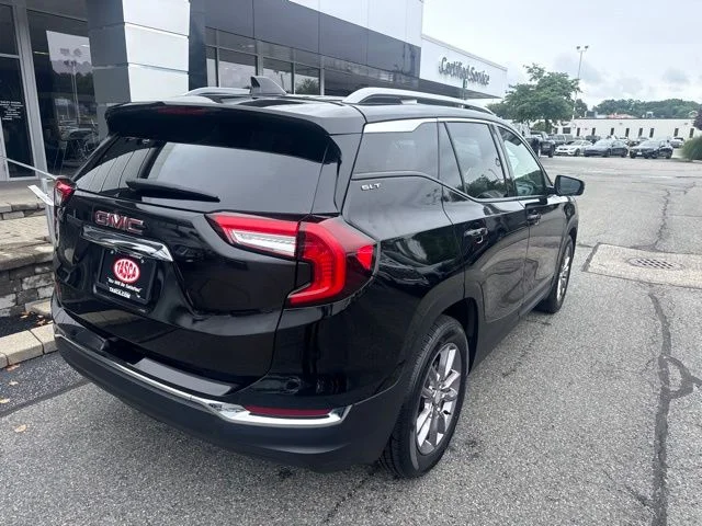 Used 2023 Black GMC SLT image 7