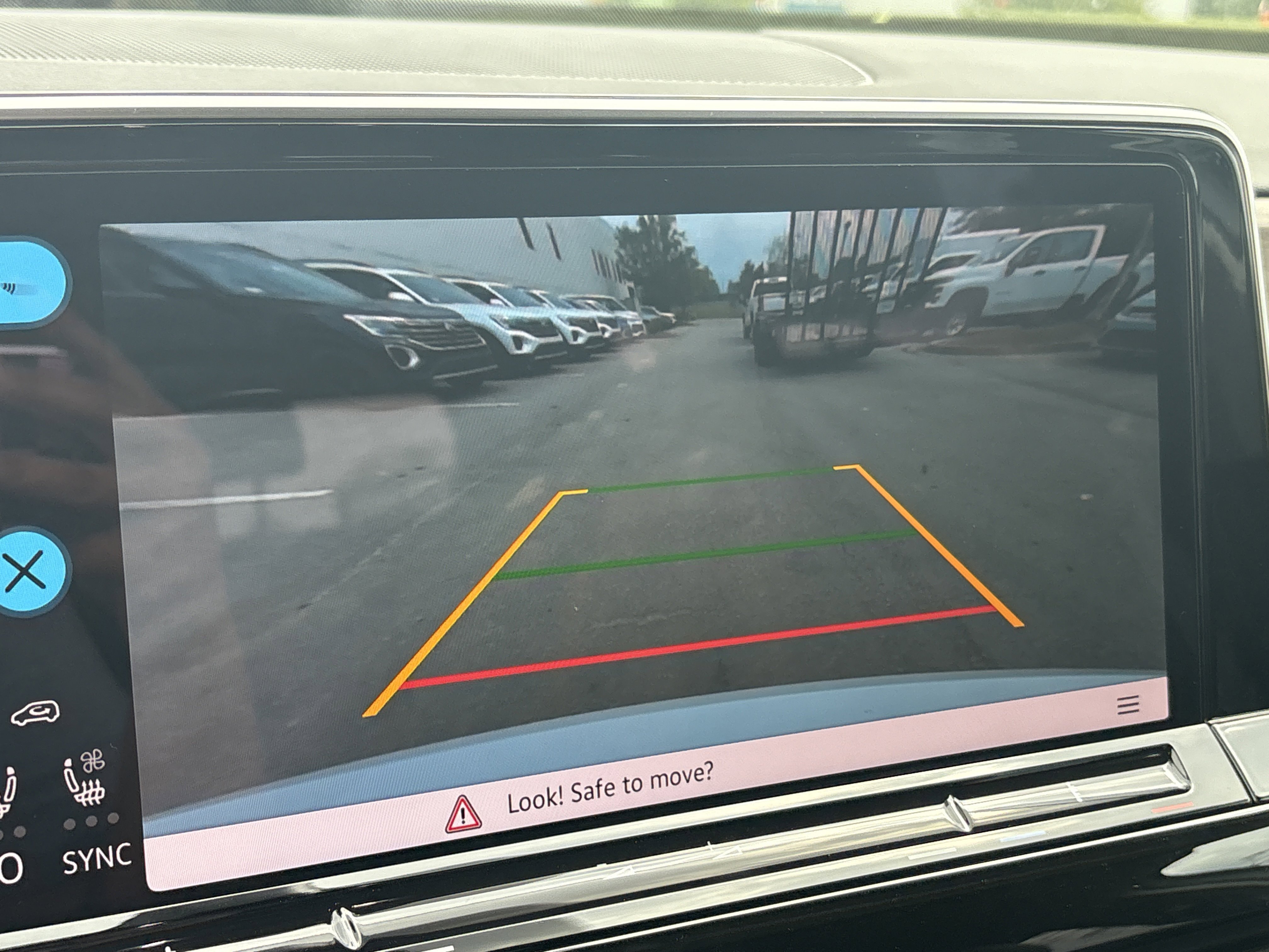 2026 Volkswagen Atlas SE - Photo 19