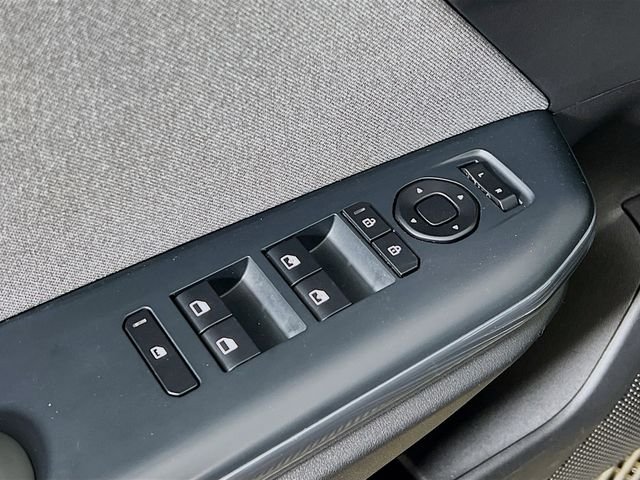 2025 Kia K4 EX - Photo 9