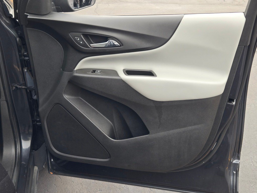 2022 Chevrolet Equinox LS - Photo 6