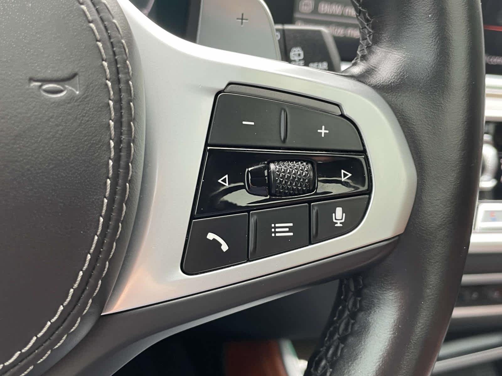 Used 2022 Arctic Grey Metallic BMW M50i image 38