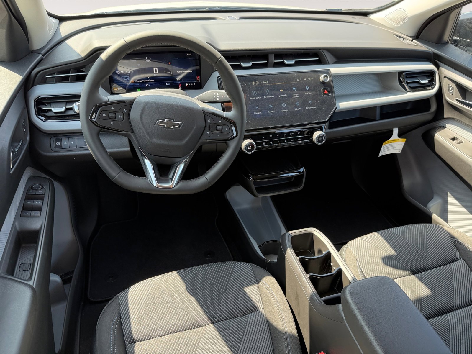 2027 Chevrolet Bolt LT - Photo 15