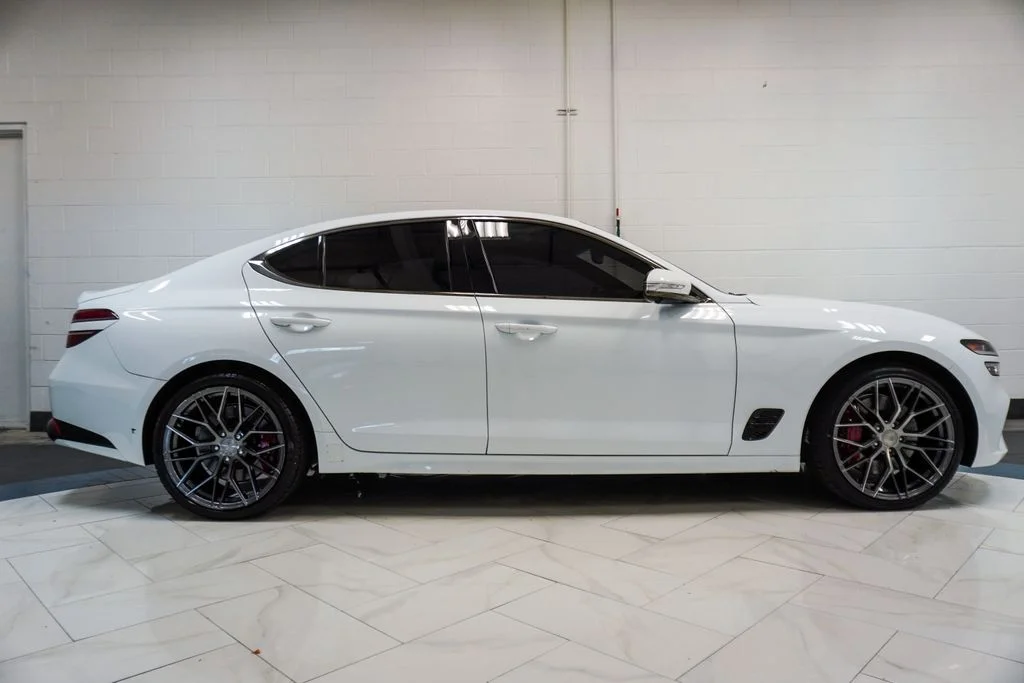 Used 2023 White Genesis 3.3T image 38