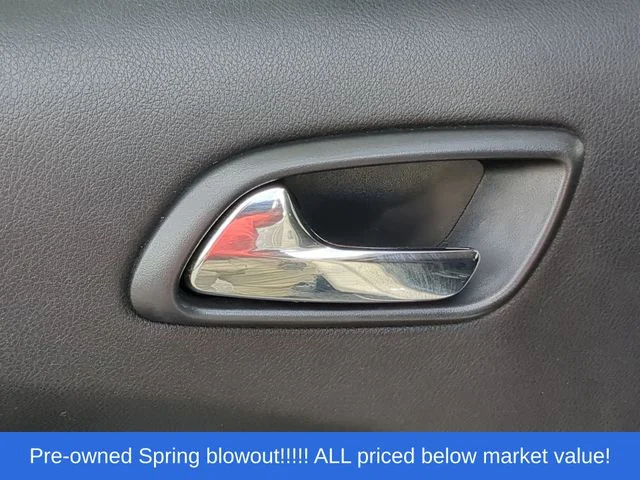 Used 2020 White Dodge Crossroad image 36