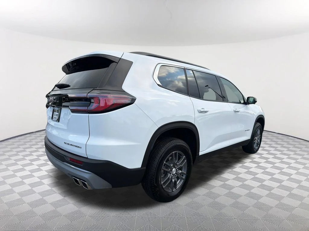 Used 2026 White GMC Elevation image 5