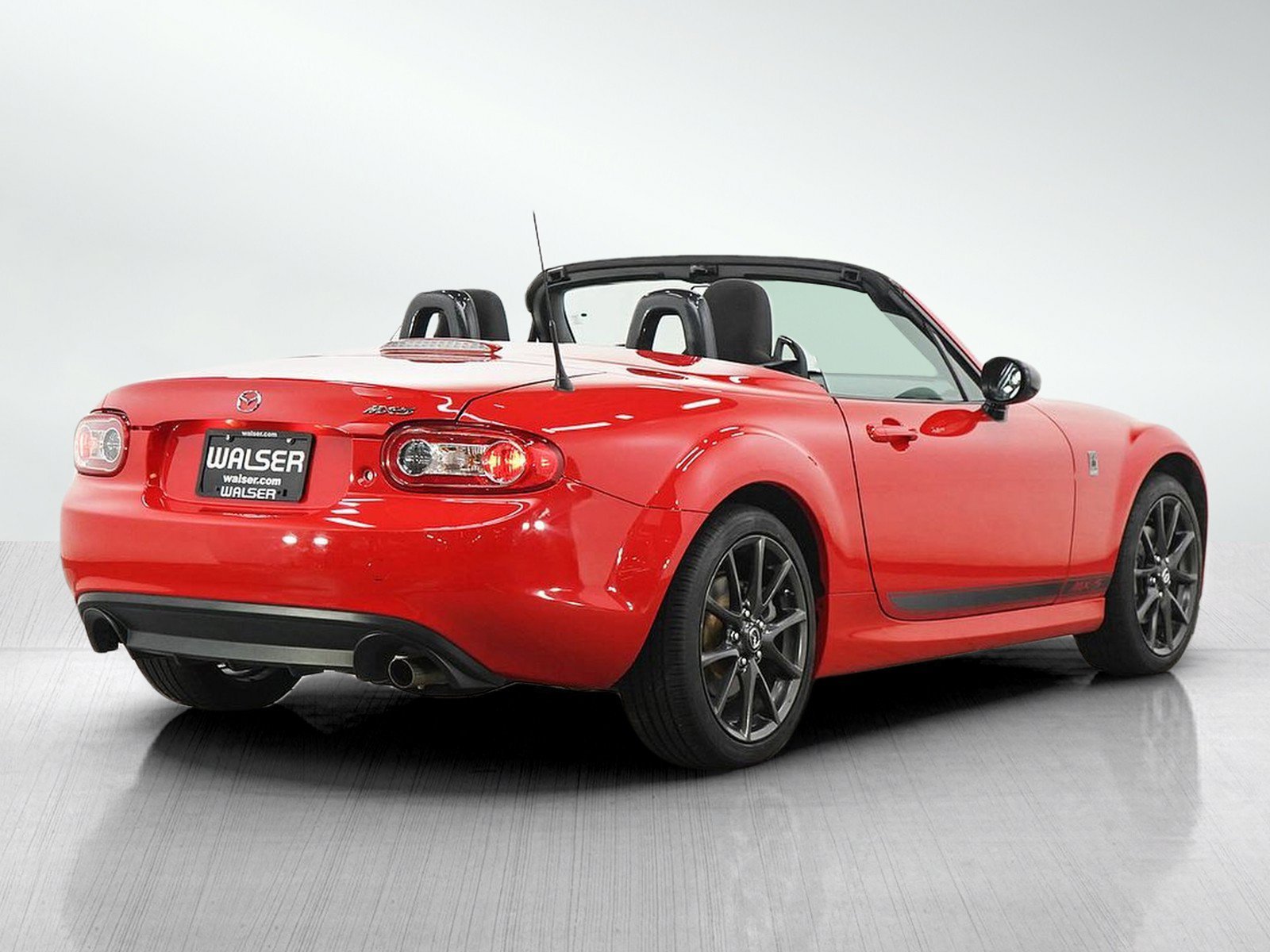 Used 2013 Red Mazda Club image 5
