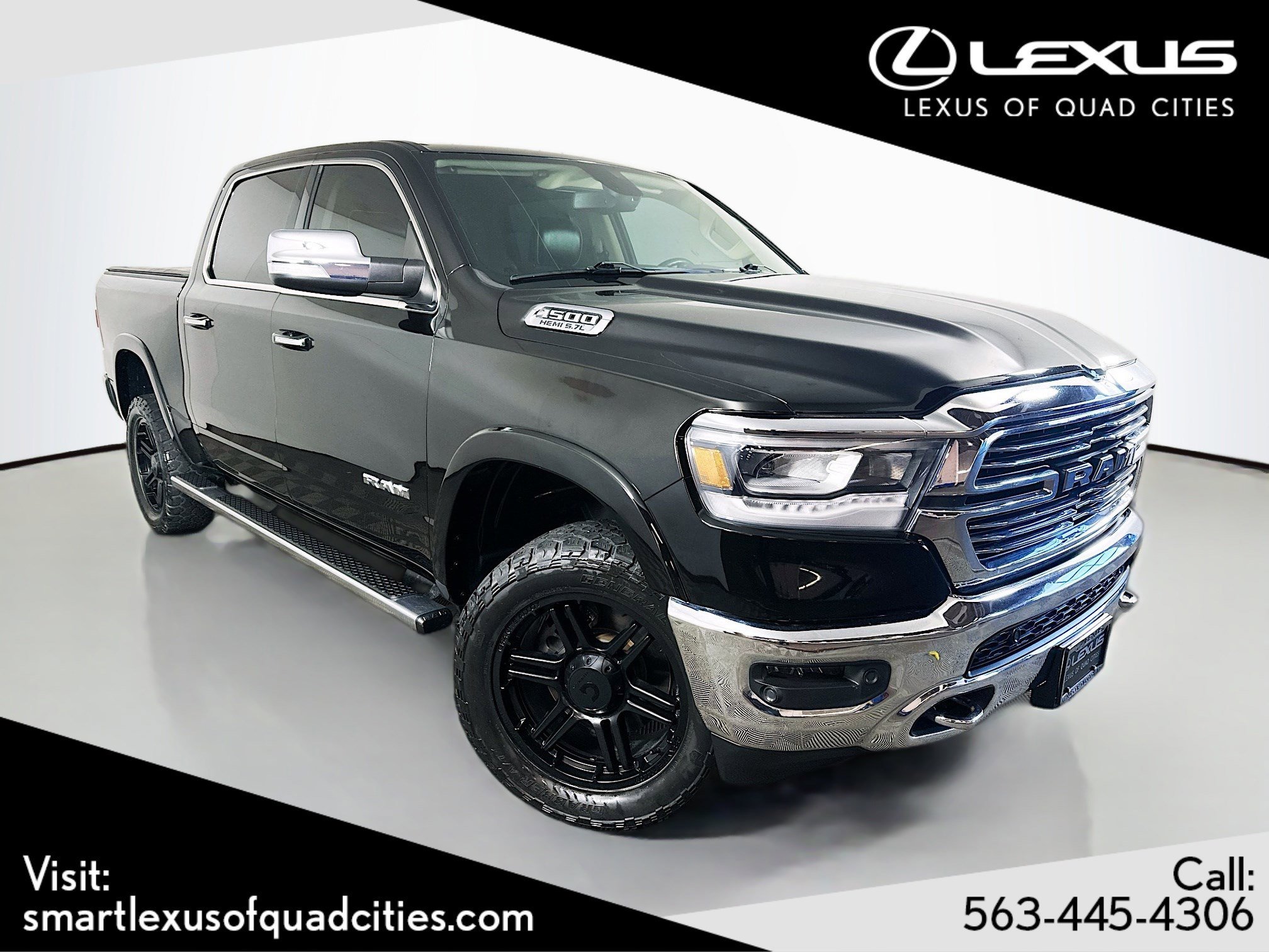 2019 RAM 1500 Laramie 4x4 Crew Cab 5'7's photo