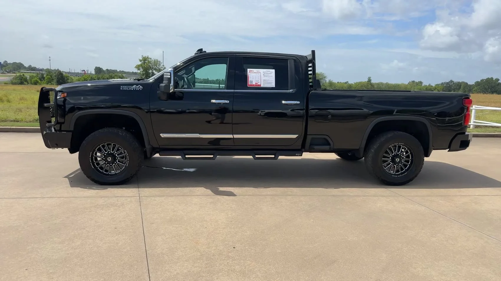 Used 2024 Black Chevrolet High Country image 4
