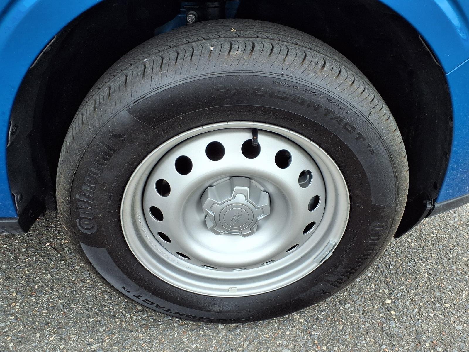 Used 2025 Blue Ford XL image 11