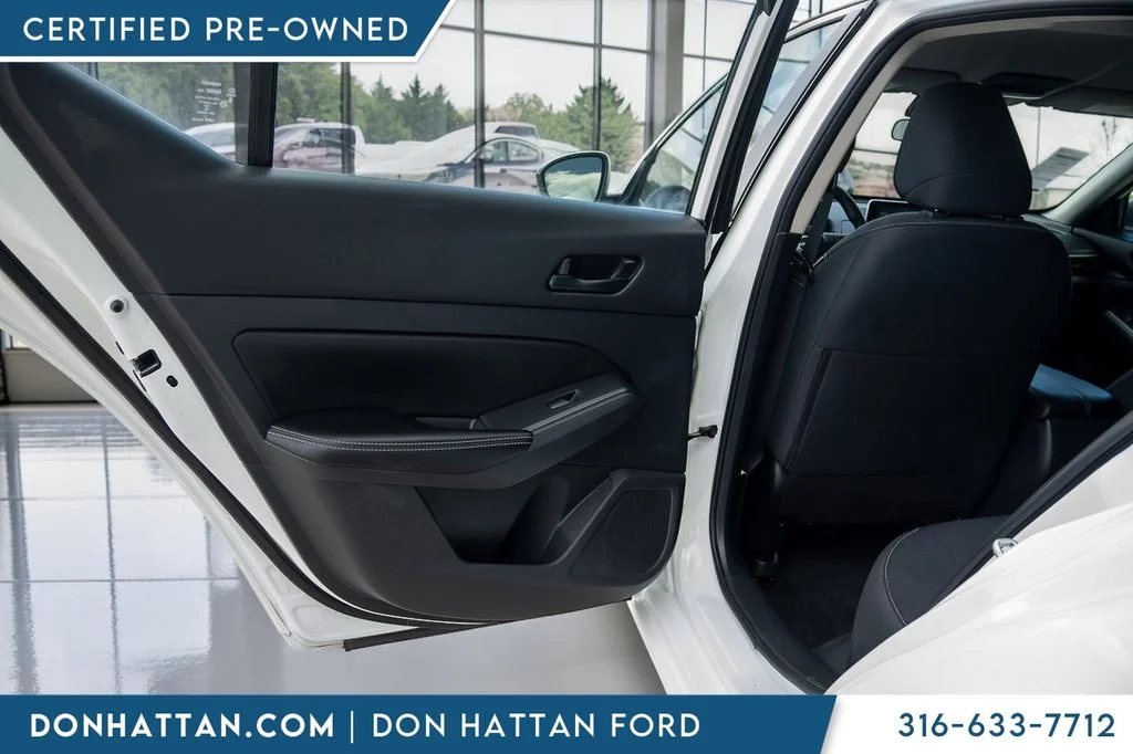 2025 Nissan Altima SV - Photo 18