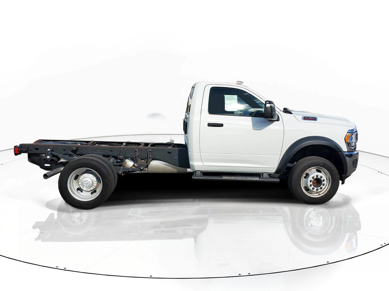 Used 2024 White Ram Tradesman image 2