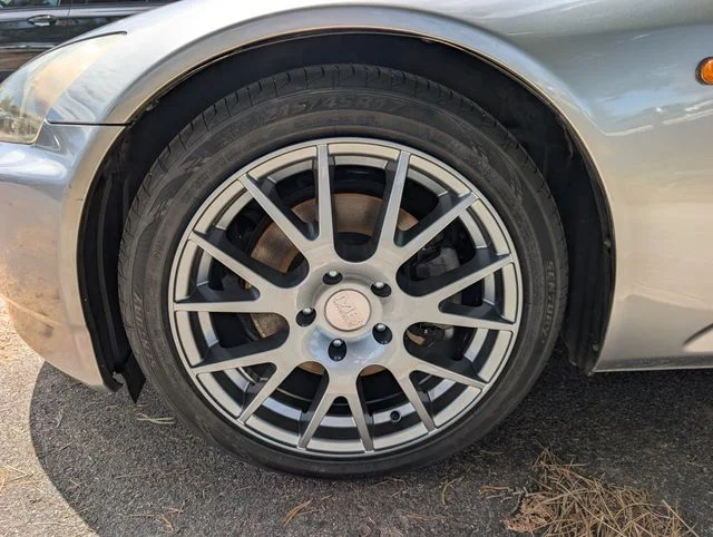 Used 2005 Sebring Silver Metallic Honda Base image 8
