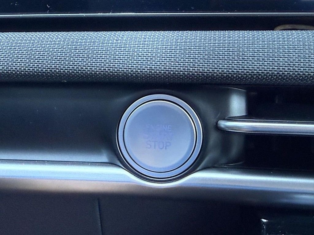 2025 Hyundai Santa Cruz Limited - Photo 33