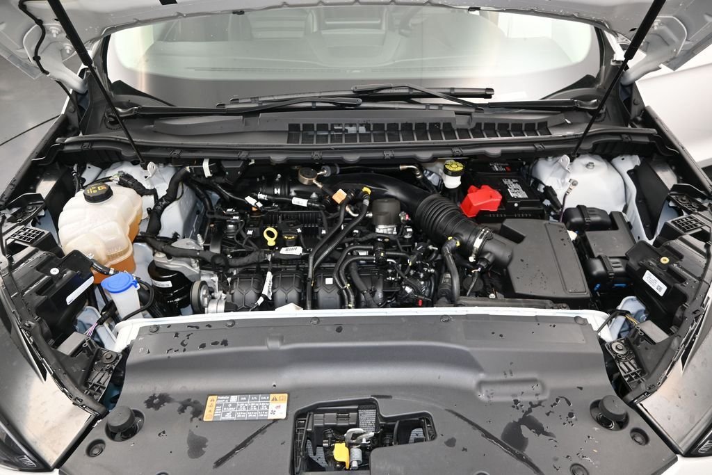 Used 2024 White Ford SEL image 24