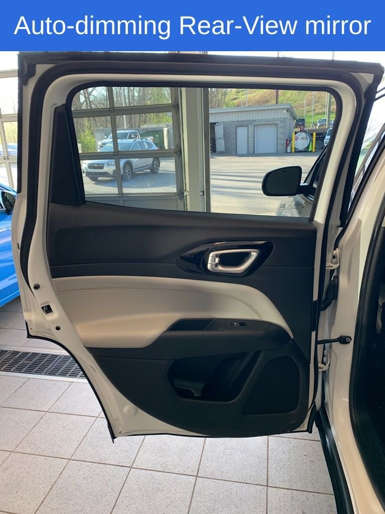 2022 Jeep Compass Limited - Photo 12