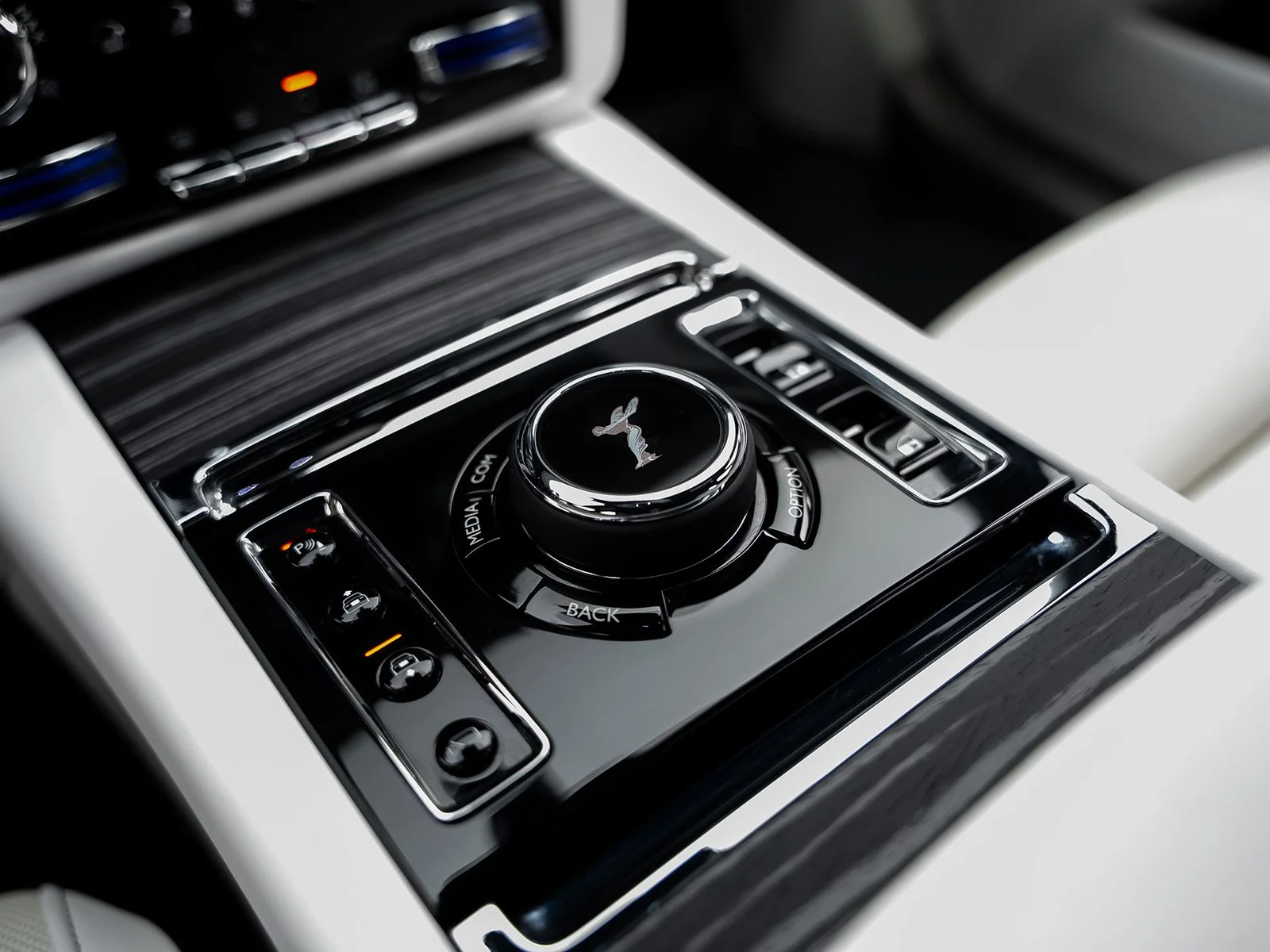 Used 2022 White Rolls-Royce Base image 52