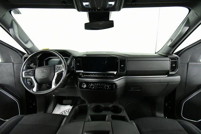 Used 2022 Gray Chevrolet RST image 19