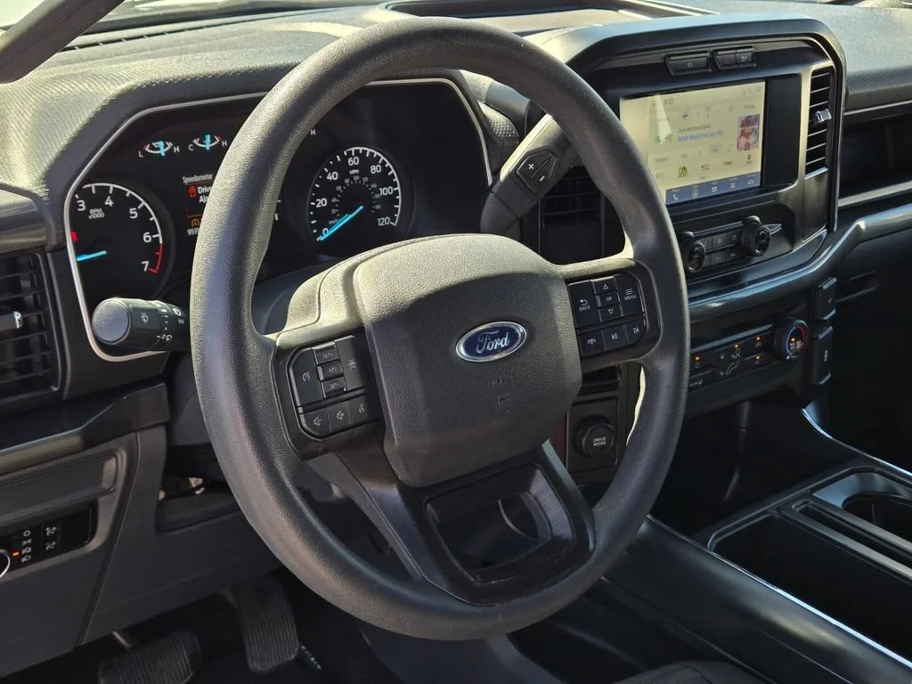 Used 2023 White Ford XL image 18