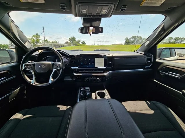 Used 2024 Summit White Chevrolet LT Trail Boss image 12