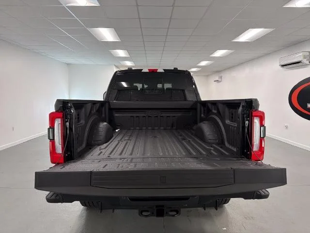 New 2026 Agate Black Metallic Ford F-250® Platinum® image 27