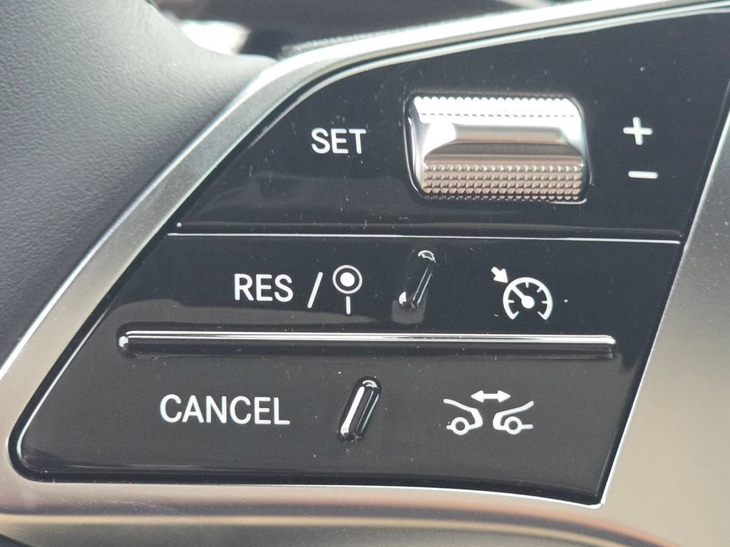 New 2027 Polar White Mercedes-Benz CLA 220 image 64