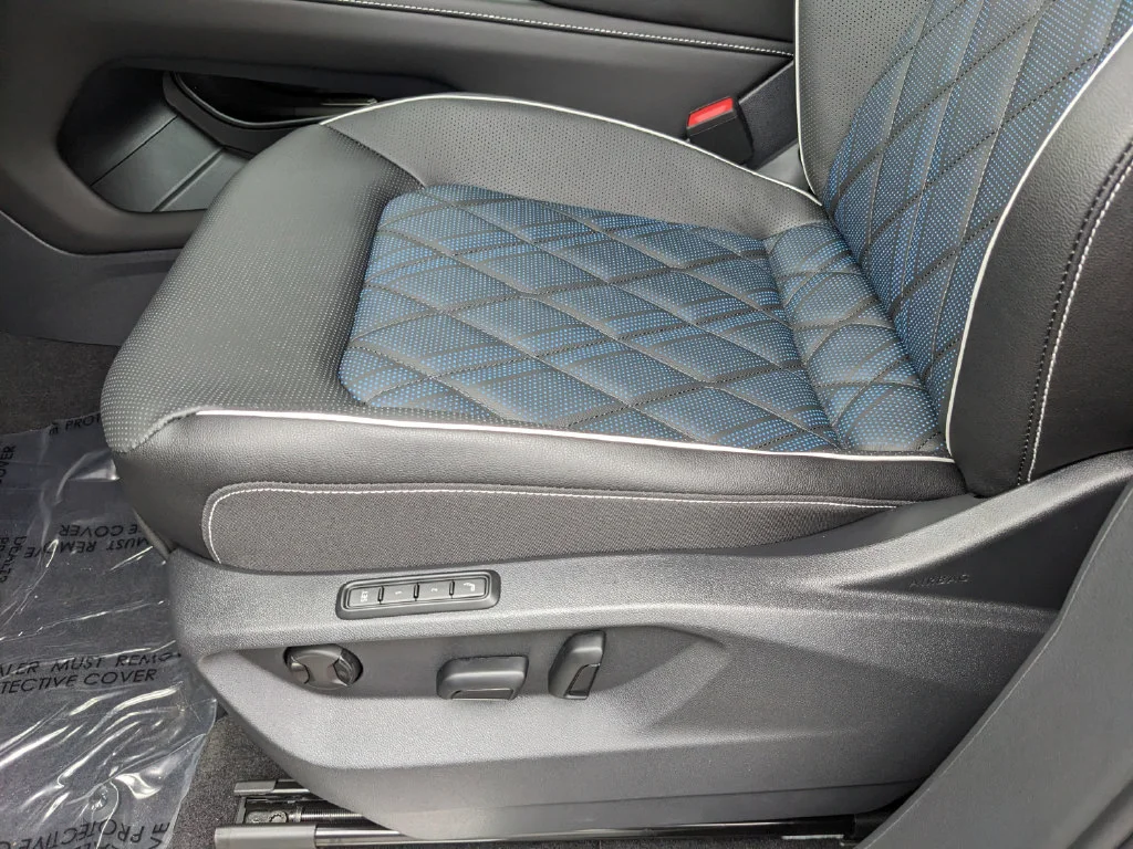 2026 Volkswagen Atlas Cross Sport SEL Premium R-LINE - Photo 22