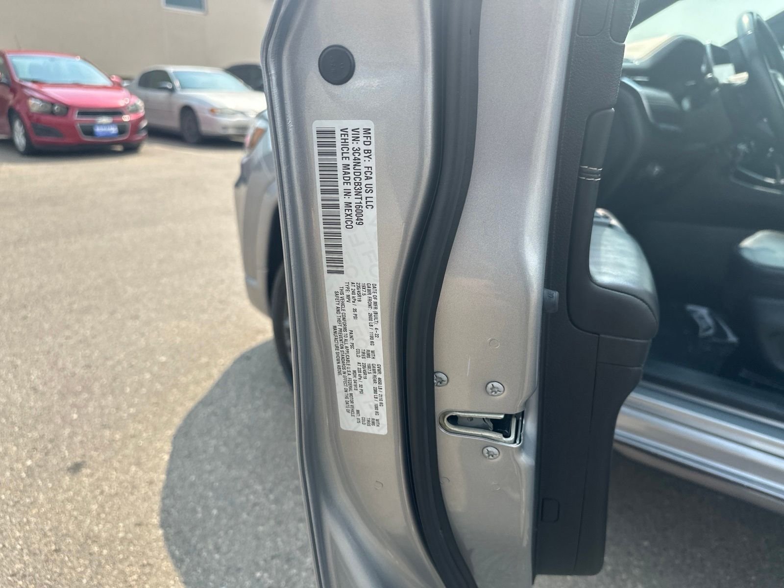 Used 2022 Silver Jeep Limited High Altitude image 37