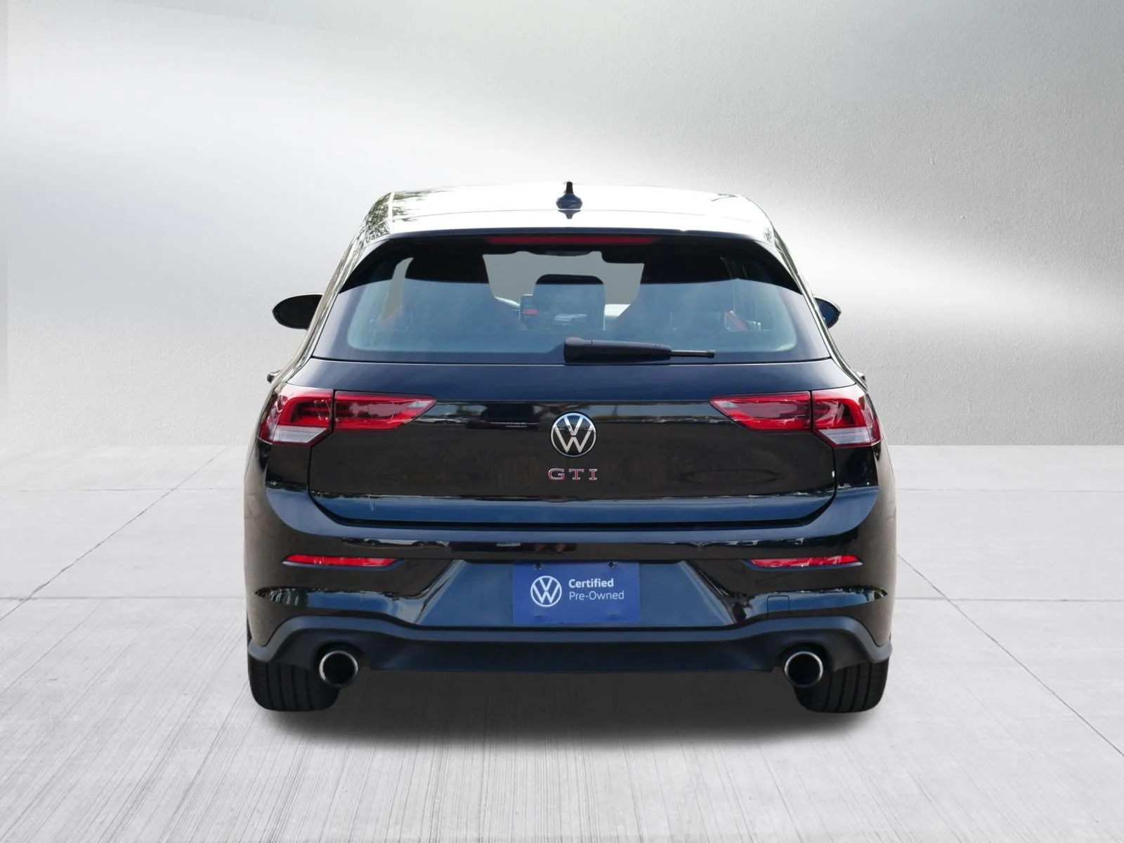 Certified Used 2025 Mythos Black Metallic Volkswagen SE image 6