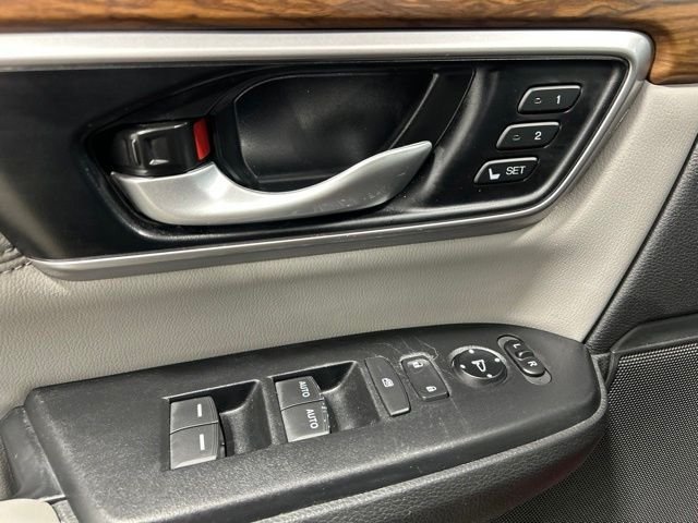 2022 Honda CR-V Touring - Photo 23