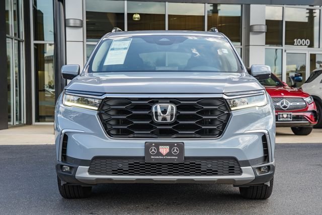 Used 2025 Sonic Gray Pearl Honda Touring+ image 2
