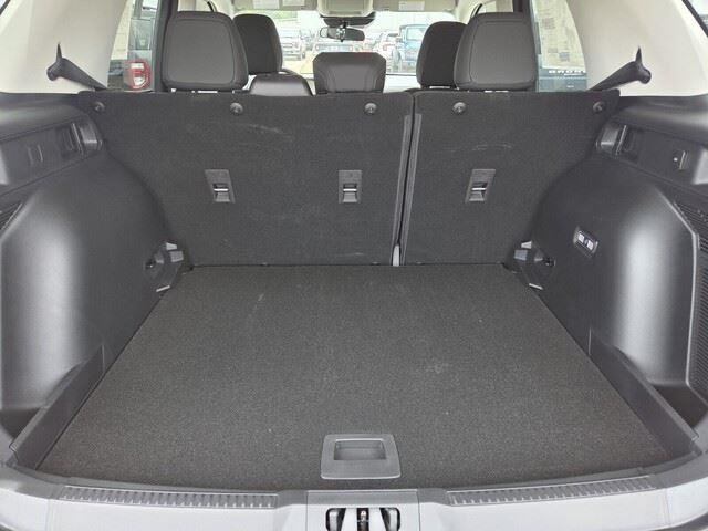 New 2026 Space White Metallic Ford Big Bend® image 29