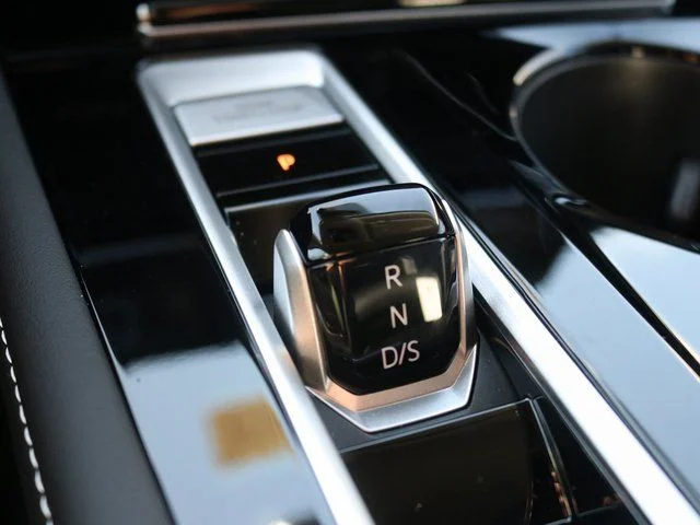 2026 Volkswagen Atlas SE w/Tech - Photo 19