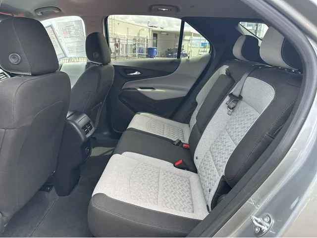 2023 Chevrolet Equinox LT - Photo 17