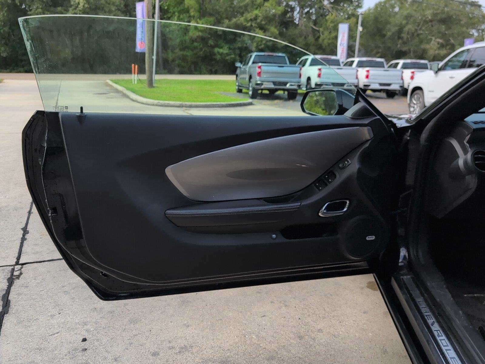 Used 2011 Black Chevrolet 2SS image 11