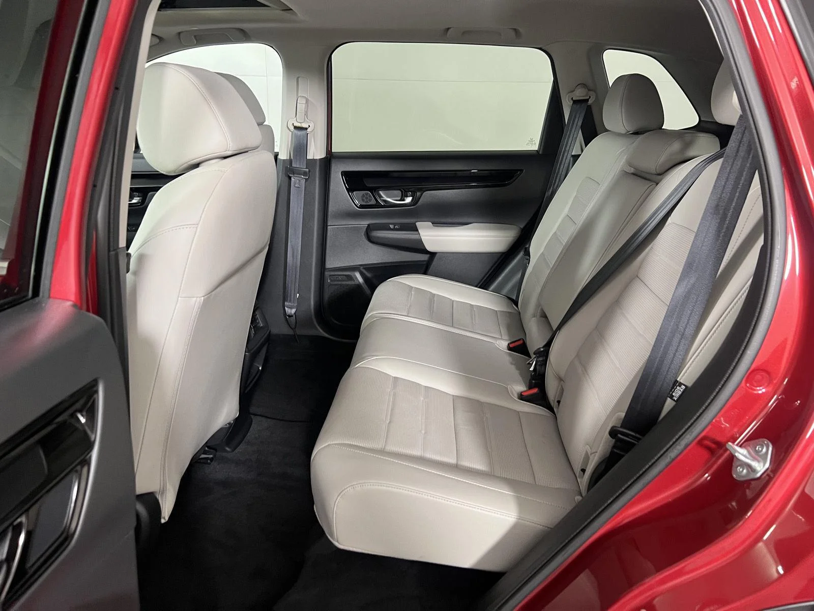 Used 2024 Radiant Red Metallic Honda EX-L image 24