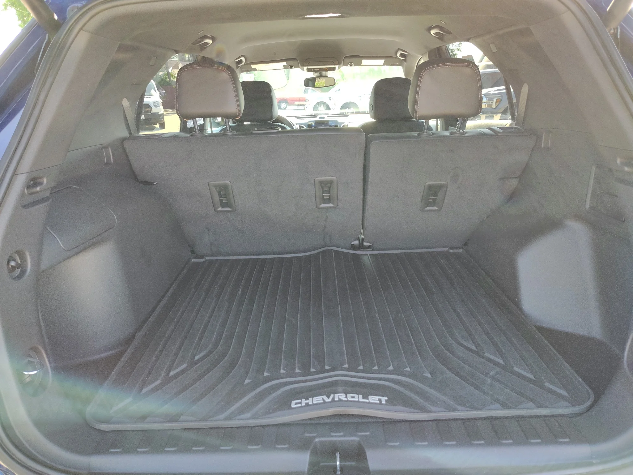 Used 2023 Blue Glow Metallic Chevrolet Premier image 13