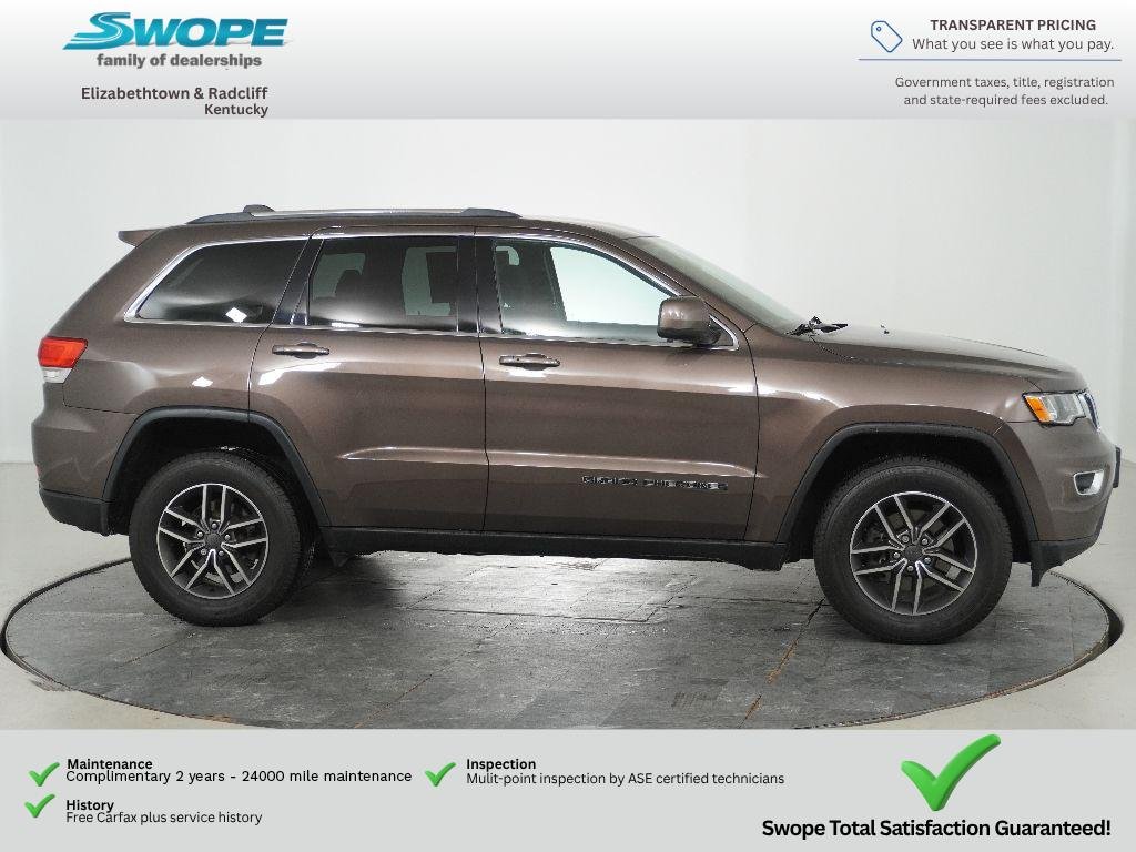 Used 2019 Walnut Brown Metallic Clearcoat Jeep Laredo E image 3