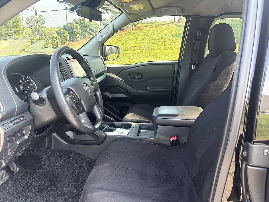 Used 2022 Super Black Nissan S image 13