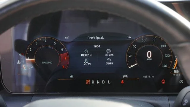 Used 2024 Silver Ford EcoBoost Premium image 30
