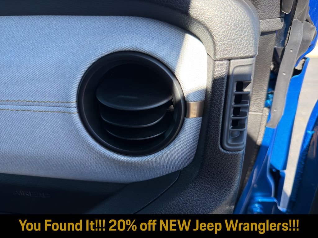 New 2026 Hydro Blue Pearl-Coat Exterior Paint Jeep Sport S image 27