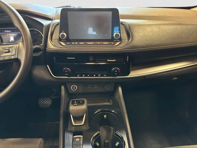 Used 2021 Red Nissan SV image 12