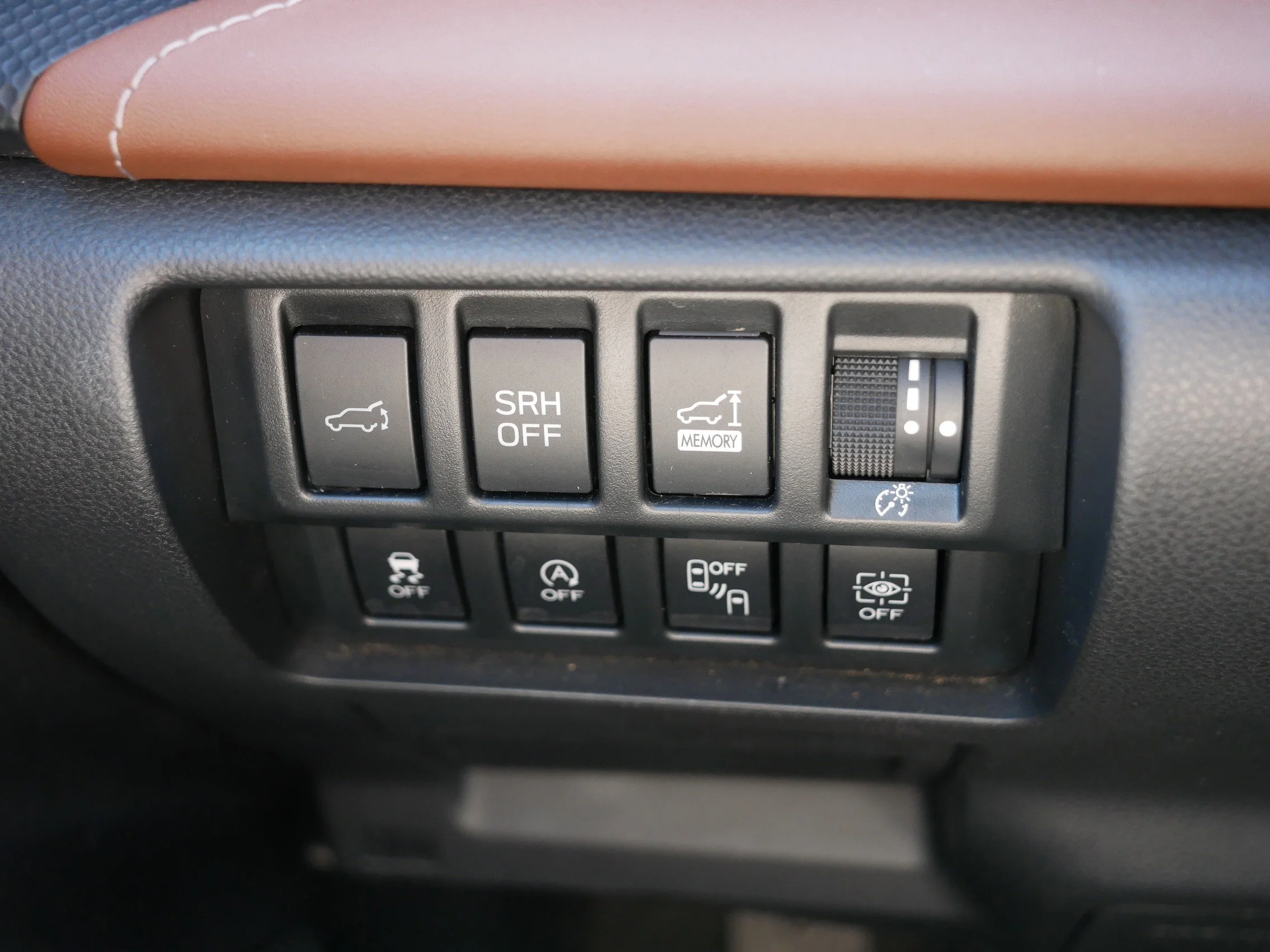 Used 2023 Crystal Black Silica Subaru Touring image 26