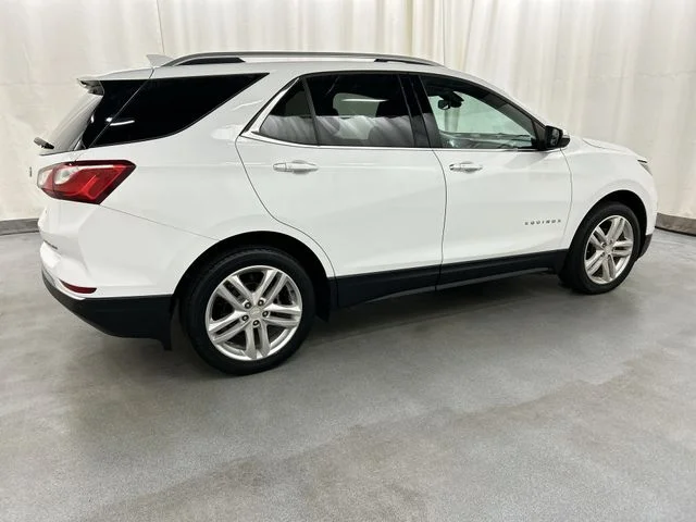 Used 2019 White Chevrolet Premier image 4