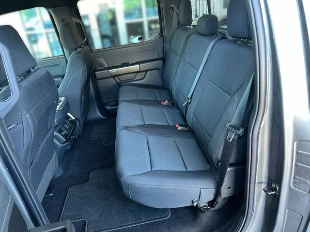 Used 2022 Gray Ford XLT image 23