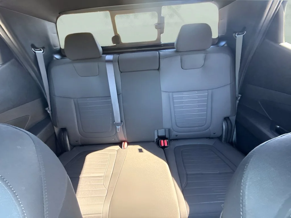 Used 2022 Gray Hyundai SEL image 11